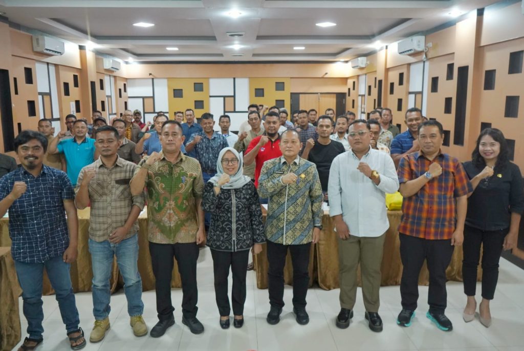 Disnakkeswan Asahan Bersama IKA Peternakan USU Gelar Sosialisasi Risiko Residu Antibiotik