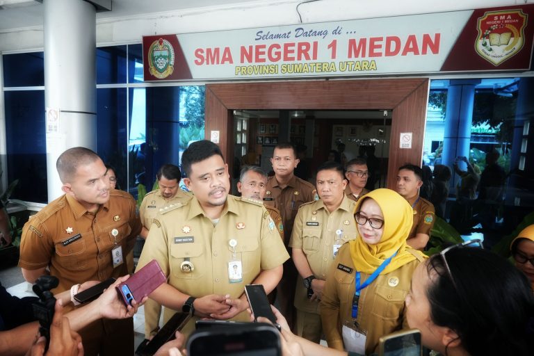 Gubernur Bobby Nasution Realisasikan Akses Internet Gratis di Sekolah