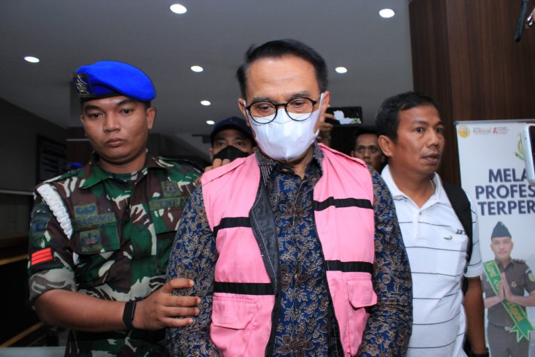 Irwan Peranginangin Eks Dirut PTPN II, Resmi Ditahan Kejati Sumut