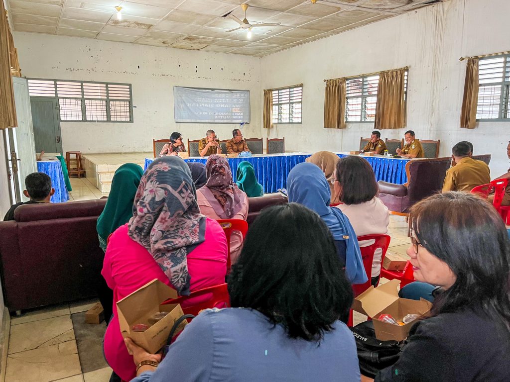 TP PKK Siantar Rapat Lomba LBS dan PHBS di Sekretariat