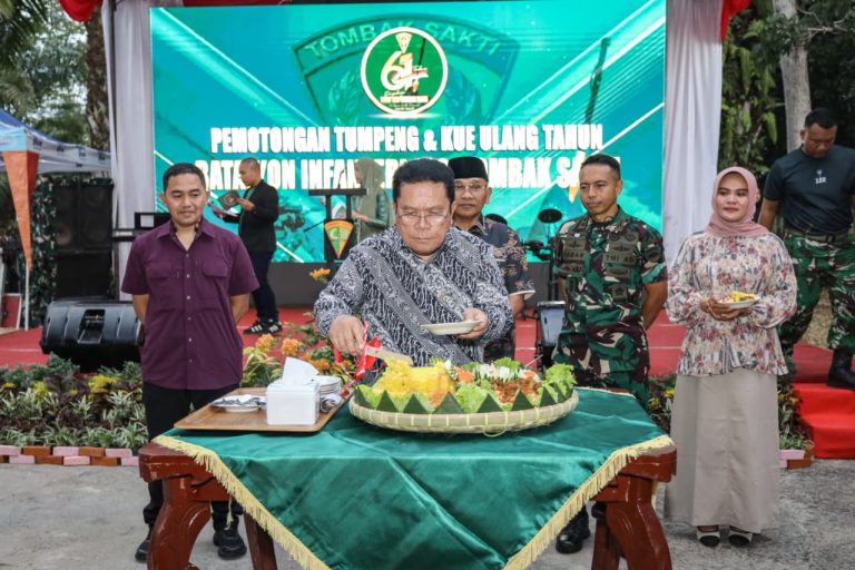 Walkot Wesly Hadiri HUT Yonif 122Tombak Sakti ke-61 Tahun
