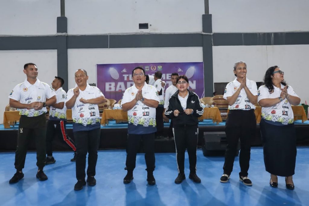 Walkot Wesly Hadiri Pembukaan Turnamen KONI Cup Piala Kapolres