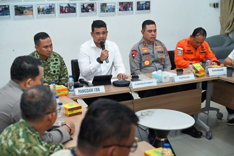 Bobby Nasution Estimasi Kerugian Akibat Banjir dan Longsor