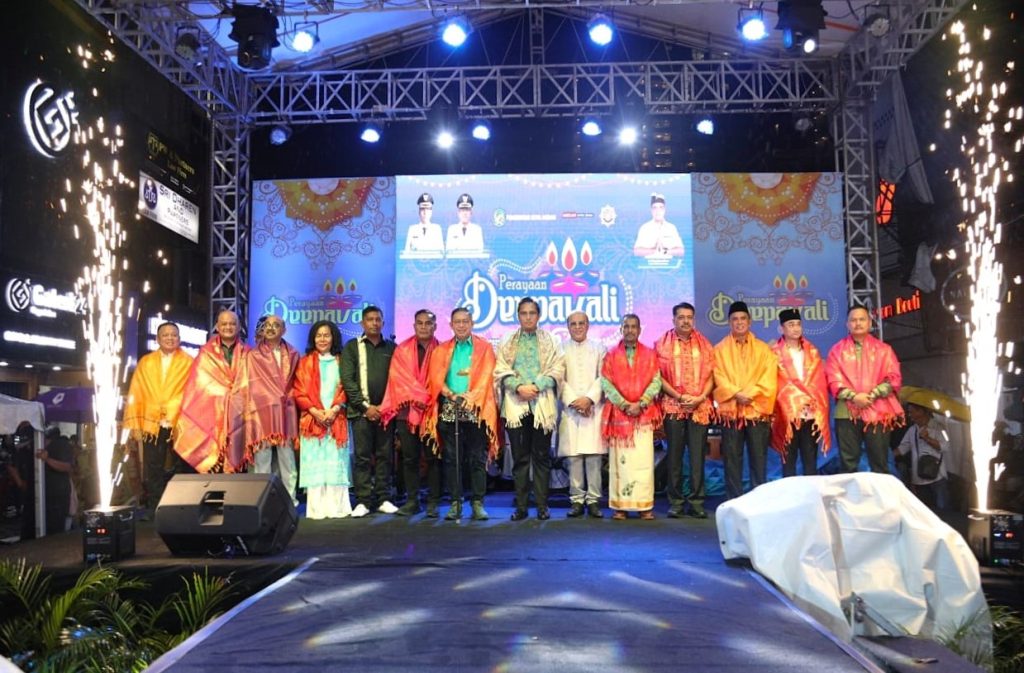 Pimpinan dan Anggota DPRD Medan Hadiri Perayaan Deepavali 2025