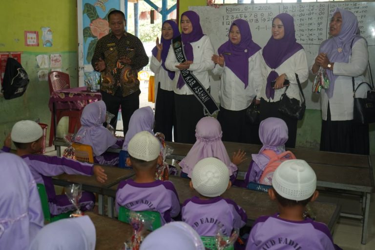 Bunda PAUD Kunker ke PAUD dan Posyandu