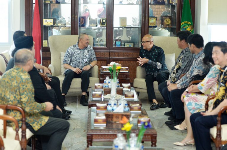Pemprov Sumut Tawarkan KEK Sei Mangkei dan BRT