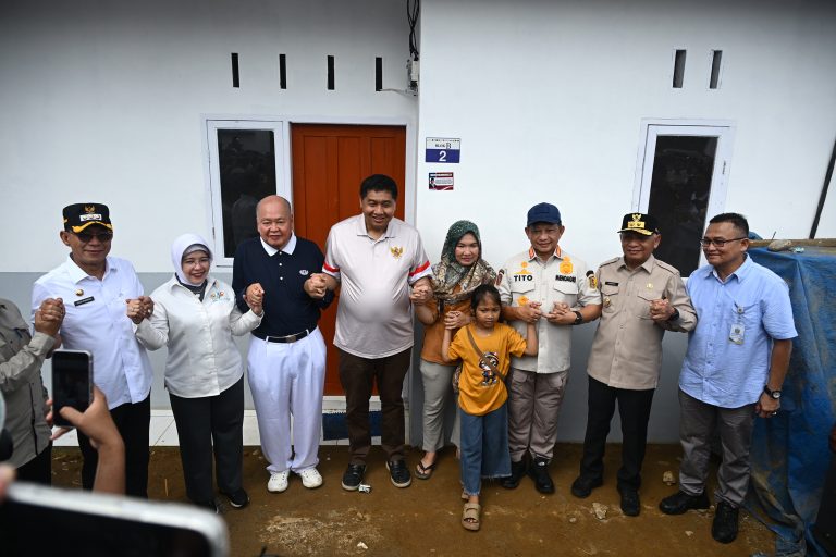 Wagub Sumut Tinjau Huntap Tapsel