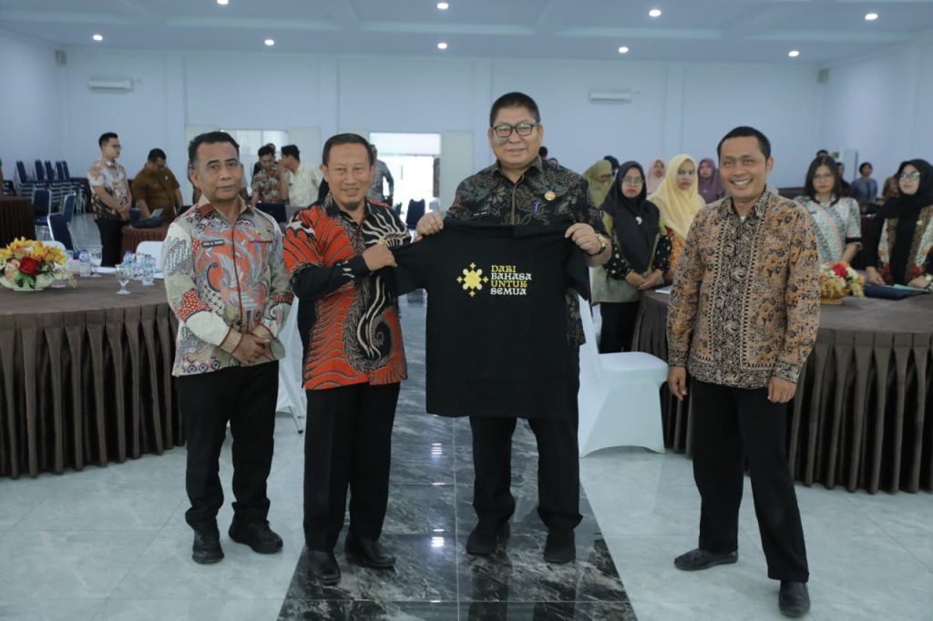 Pemkab Asahan Gelar Seminar Peningkatan Kemahiran Berbahasa Indonesia bagi ASN