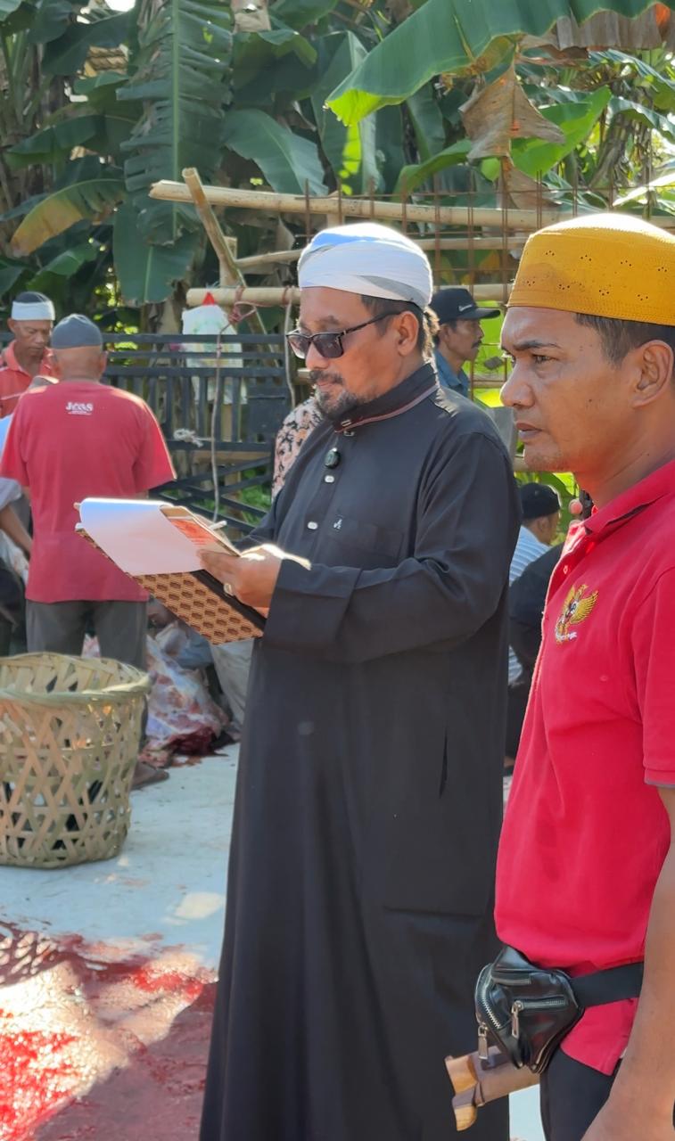 Pesantren Tariqat Naqsyabandiah Besilam Babussalam Sembelih 16 Ekor Sapi Qurban